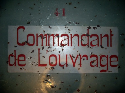 le capitaine Lhuisset était.....